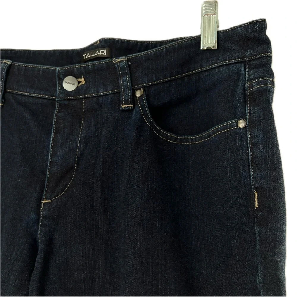 Tahari Dark Wash Indigo Jeans Mid Rise Straight Leg Size 10, 33” inseam